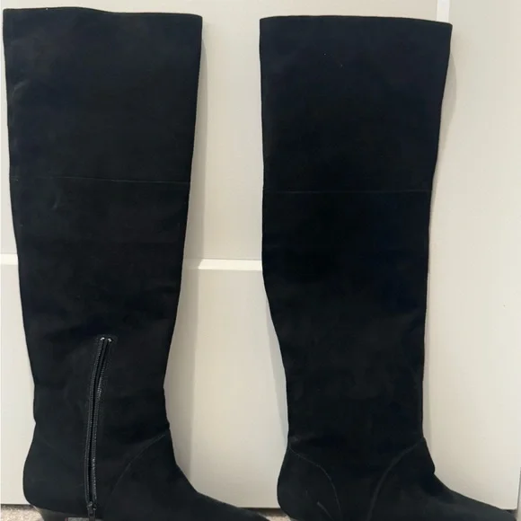 Silent D X Anthropologie All Black Kitten-Heel Suede Boots - Picture 2 of 5